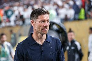 主持人:阿隆索在前五场比赛中所赢得的赞誉,是否今天全部消失了