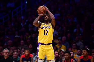 芬尼-史密斯:湖人需要通过逆境成长 有些问题在胜利时看不到