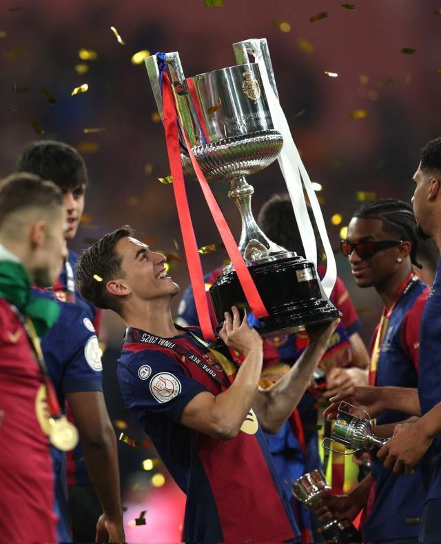 大乐透开奖结果-弗帅百变调整笑到最后，巴萨首冠收入囊中剑指三冠