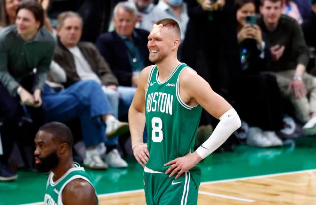 大乐透开奖结果-头破血流又何妨？绿军巨塔演绎NBA版斯巴达300勇士